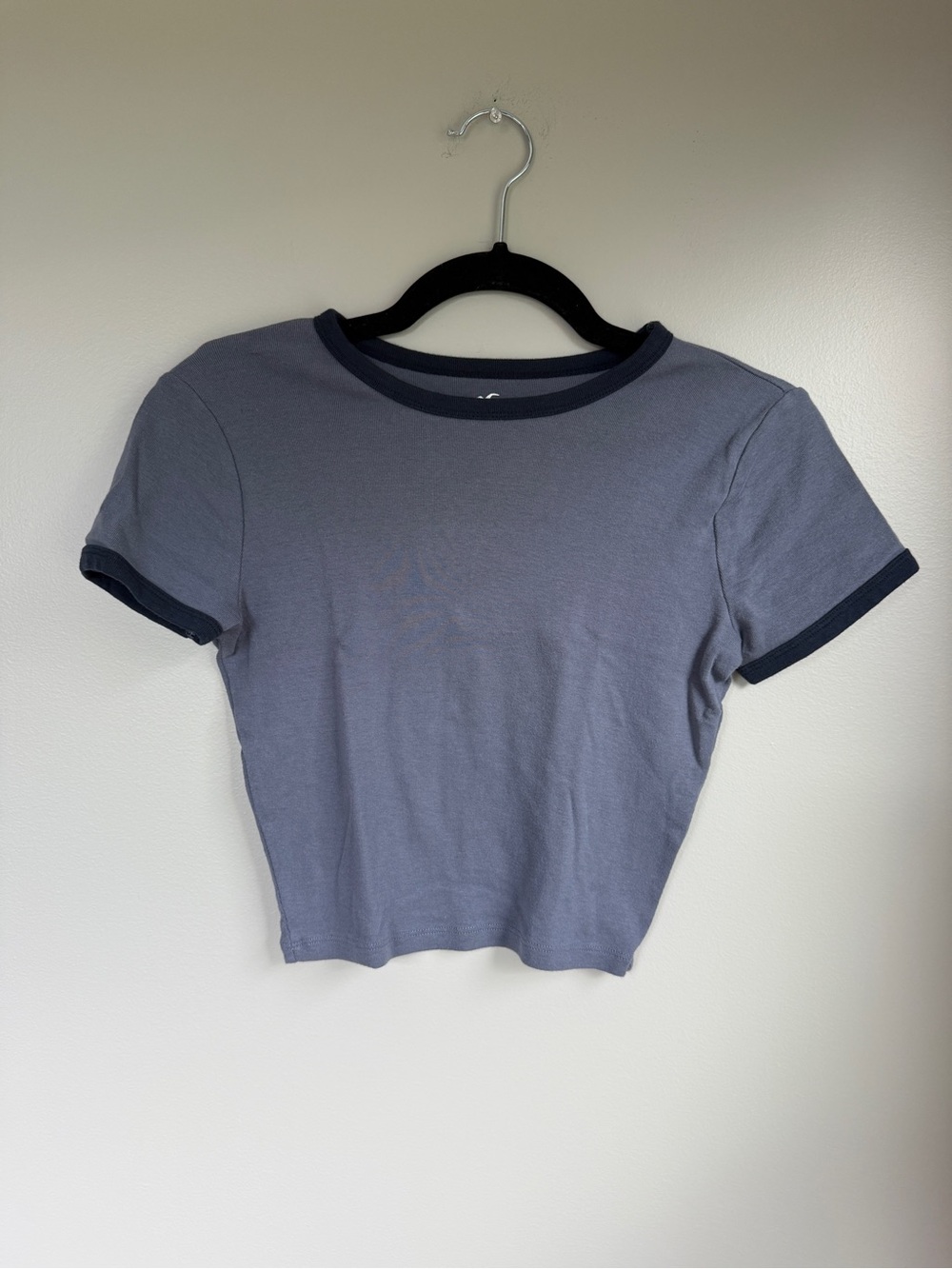 Hollister Slate Blue Cropped Tee | Size: S